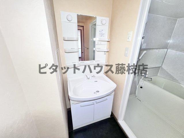 焼津市上泉マンション 洗面