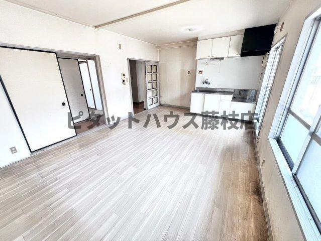 焼津市塩津マンション リビング