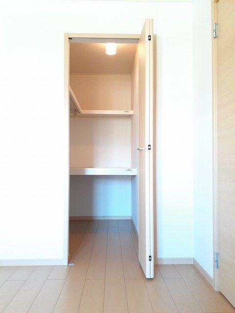 磐田市東貝塚アパート 収納