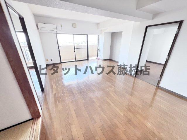 焼津市駅北マンション リビング