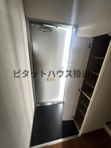 袋井市延久アパート 玄関