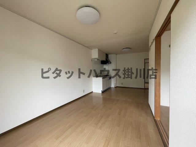 袋井市豊沢アパート リビング
