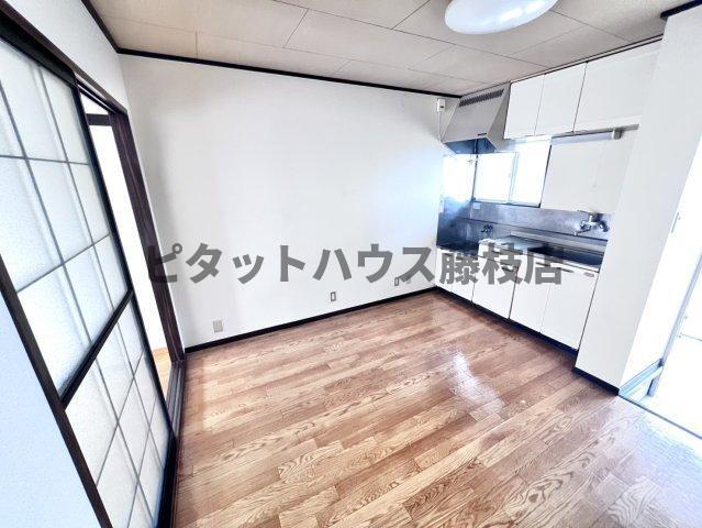 焼津市小川新町アパート リビング