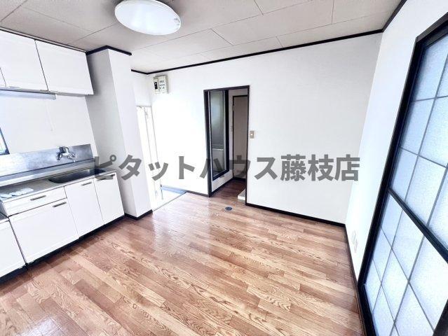 焼津市小川新町アパート リビング