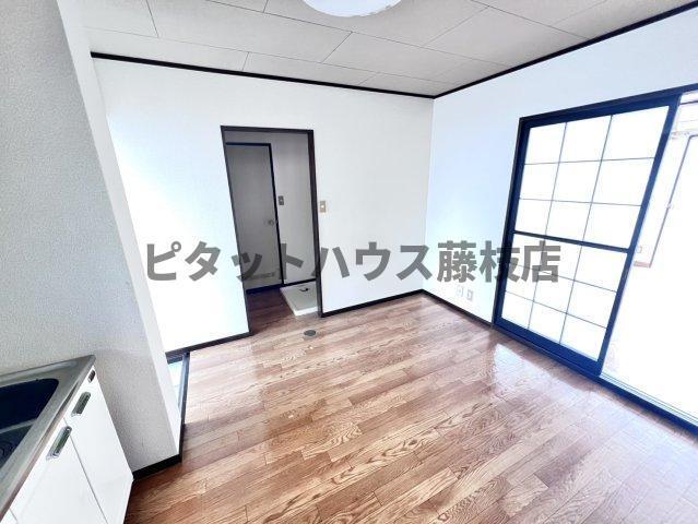 焼津市小川新町アパート リビング