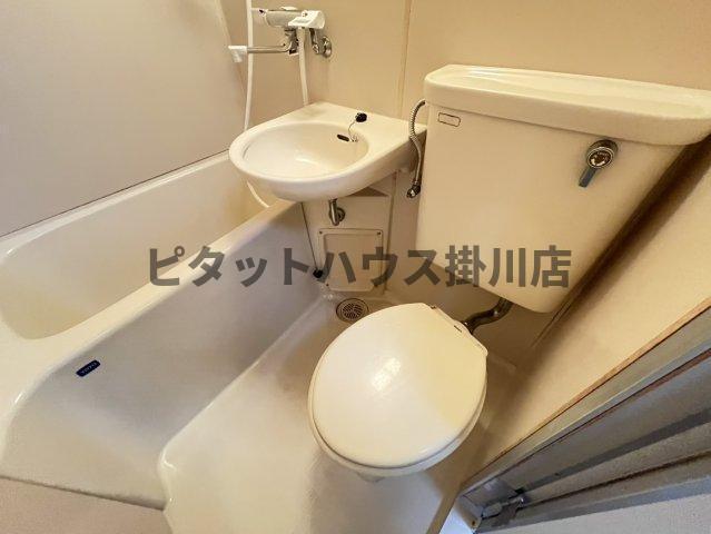 袋井市方丈アパート トイレ