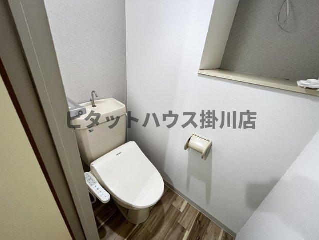 掛川市緑ケ丘アパート トイレ