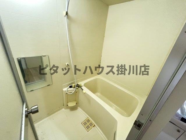 掛川市緑ケ丘アパート バス／シャワー