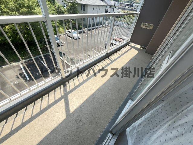 掛川市上張アパート バルコニー