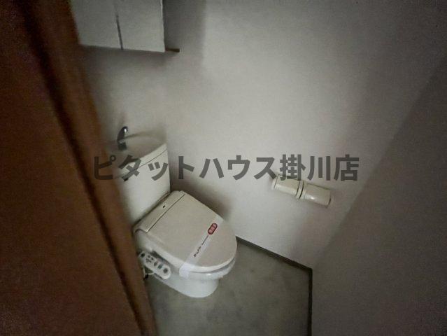 袋井市上山梨アパート トイレ