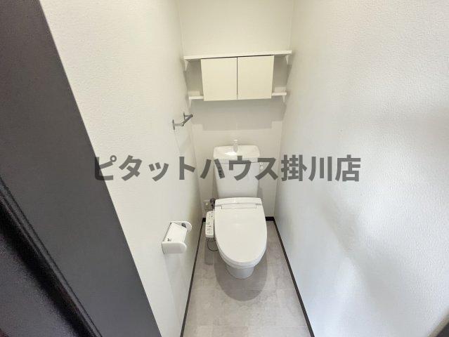 袋井市上山梨テラスハウス トイレ