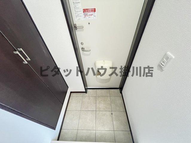 袋井市上山梨テラスハウス 玄関