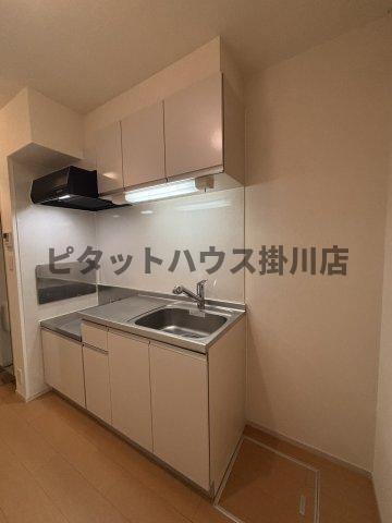 掛川市杉谷アパート キッチン
