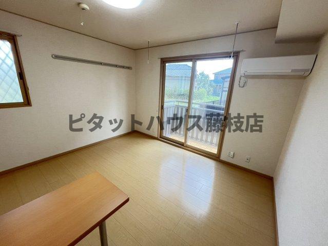 島田市道悦アパート リビング