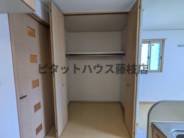 島田市道悦アパート 収納
