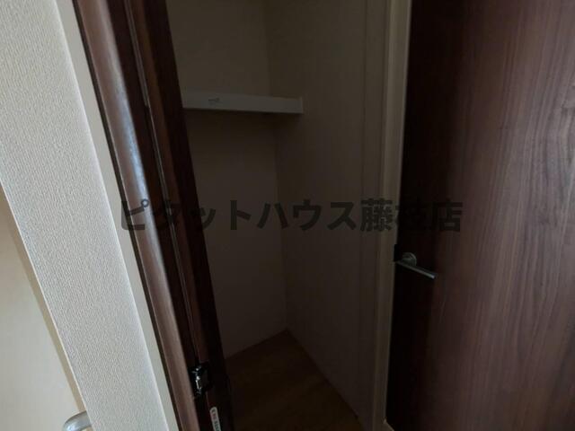 藤枝市南駿河台アパート 収納