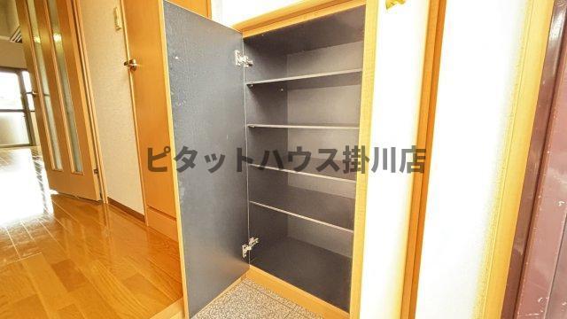 袋井市愛野南マンション 収納