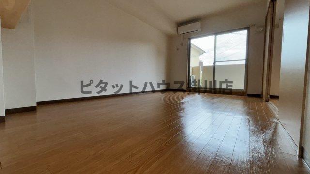掛川市下俣南マンション リビング