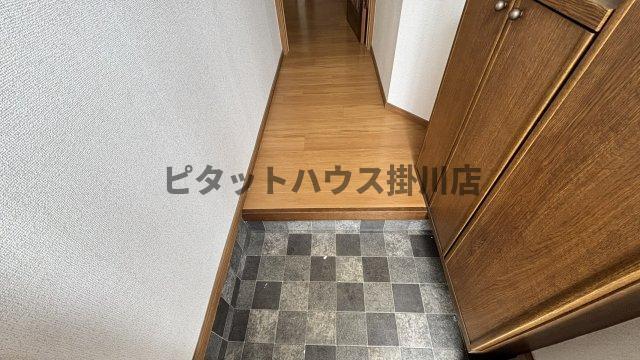 掛川市大池アパート 玄関