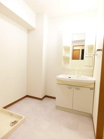 袋井市愛野東マンション 洗面