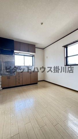 掛川市下垂木アパート リビング