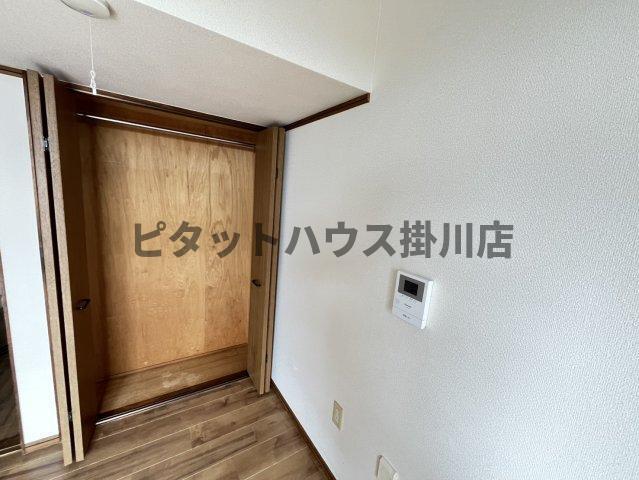 袋井市方丈アパート 収納
