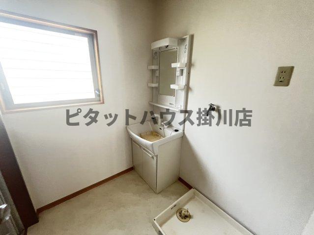 袋井市豊沢一戸建 洗面