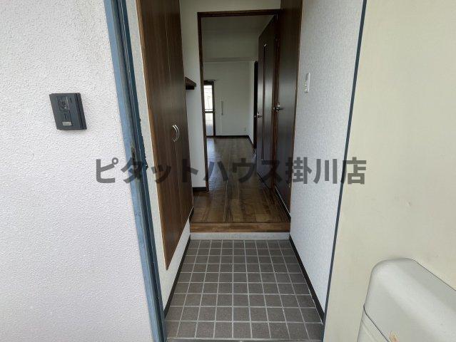 磐田市安久路マンション 玄関