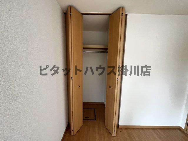 袋井市愛野アパート 収納