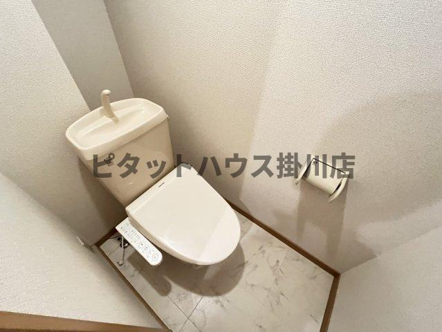 袋井市春岡アパート トイレ