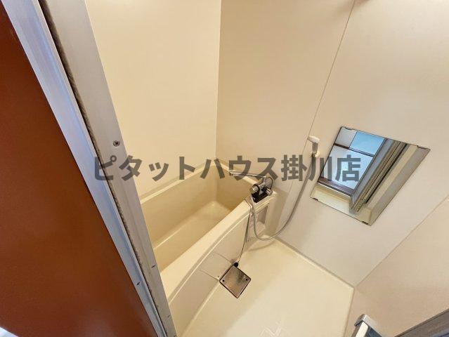 袋井市堀越アパート バス／シャワー