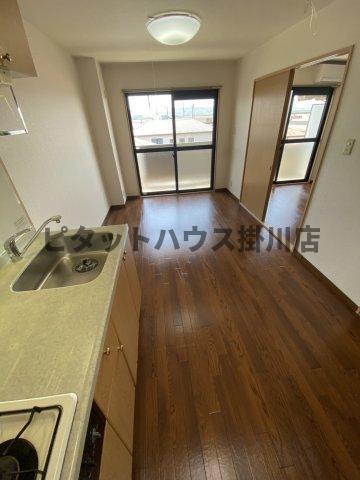 掛川市下垂木マンション リビング