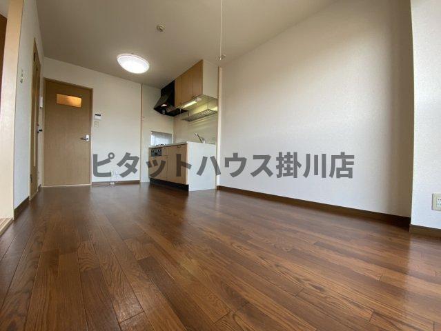 掛川市下垂木マンション リビング