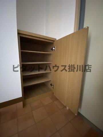 掛川市下垂木マンション 収納