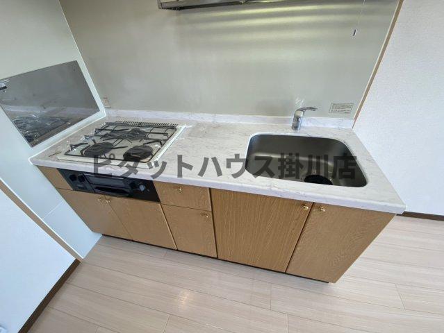 掛川市下垂木マンション キッチン