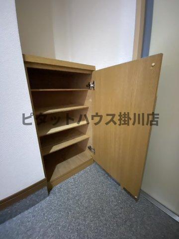 掛川市下垂木マンション 収納