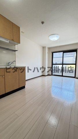 掛川市下垂木マンション リビング