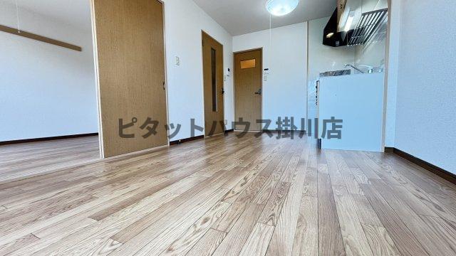 掛川市下垂木マンション 室内