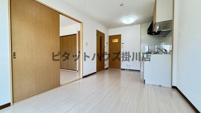 掛川市下垂木マンション リビング