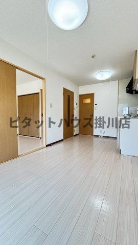 掛川市下垂木マンション リビング