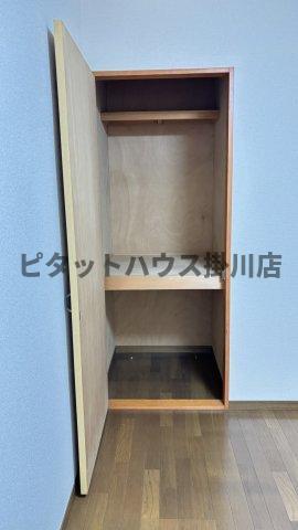 掛川市富部アパート 収納