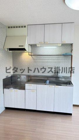 掛川市富部アパート キッチン
