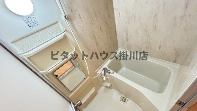 袋井市愛野東マンション バス／シャワー