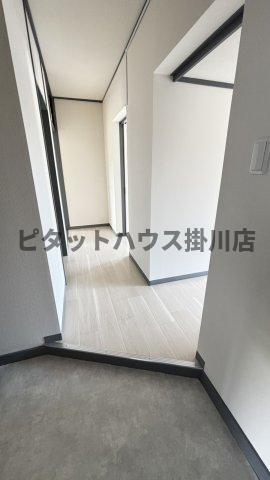 掛川市天王町アパート 玄関