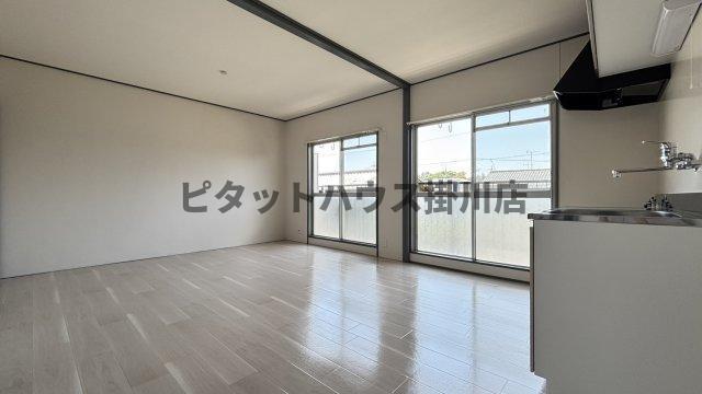 掛川市天王町アパート リビング