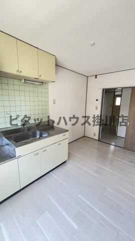 掛川市天王町アパート リビング