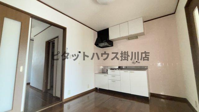 掛川市高田アパート リビング