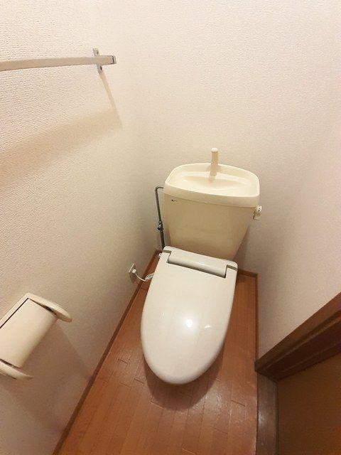 掛川市富部アパート トイレ