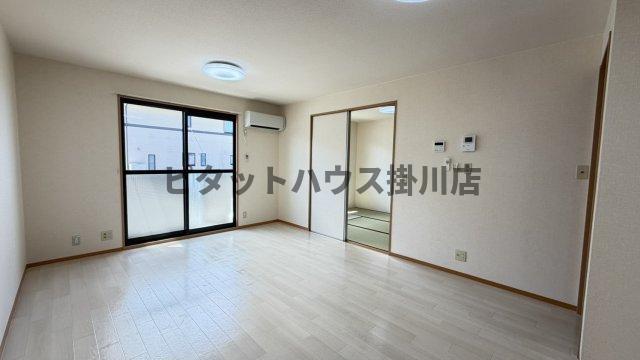 掛川市西大渕アパート リビング