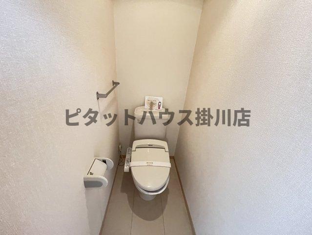 菊川市下平川アパート トイレ